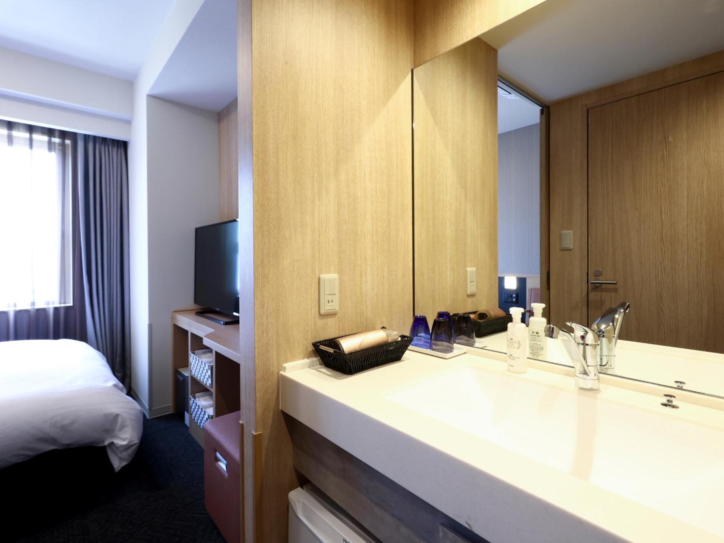 Cozy, Nest, Twin Beds، Dormy Inn Okayama Natural Hot Spring Kibi no Yu 2/2