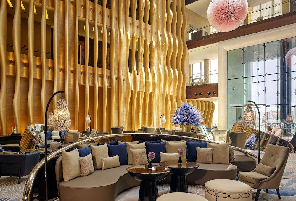 Grand Hyatt Abu Dhabi Hotel and Residences Emirates Pearl 39/47