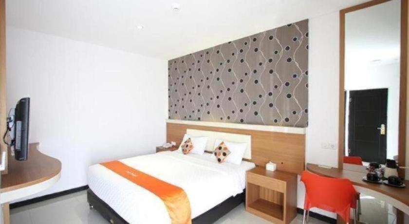 Tab Hotel 27/50