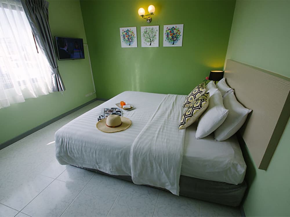 Thipurai City Hotel 52/79