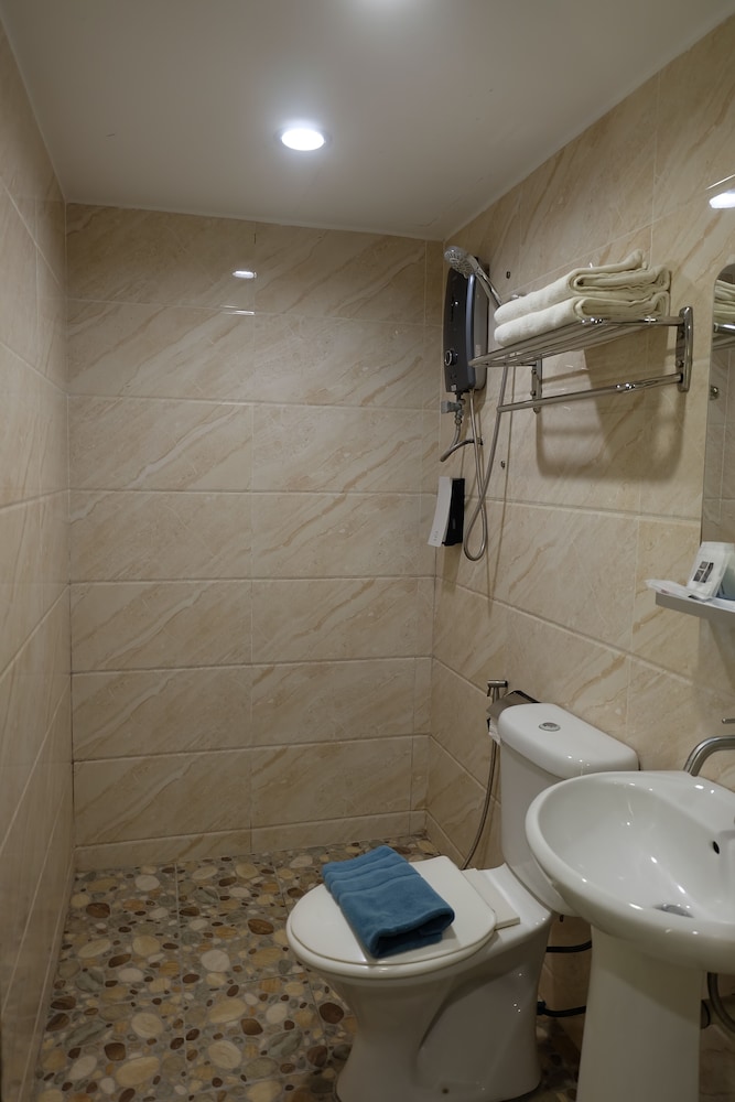 Orkid Inn Puchong 41/41