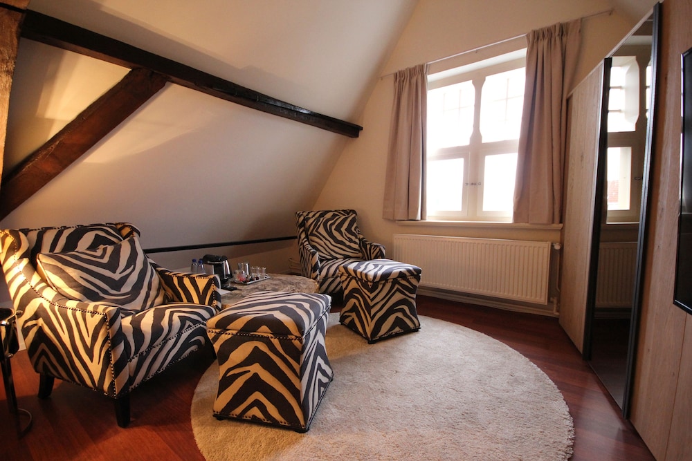 Steenhof Suites 32/50