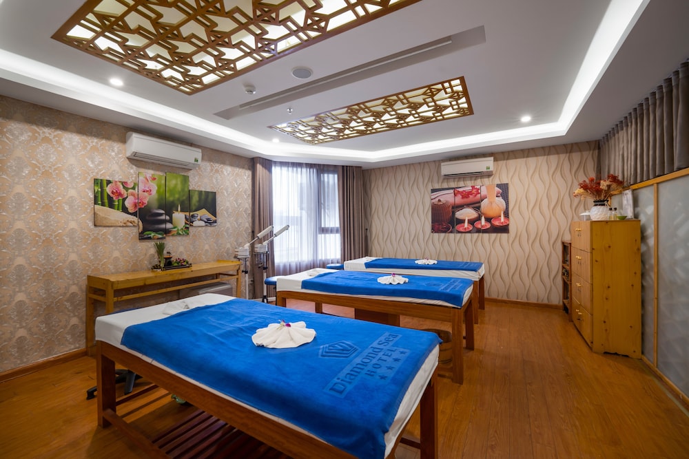 Diamond Sea Hotel 78/115