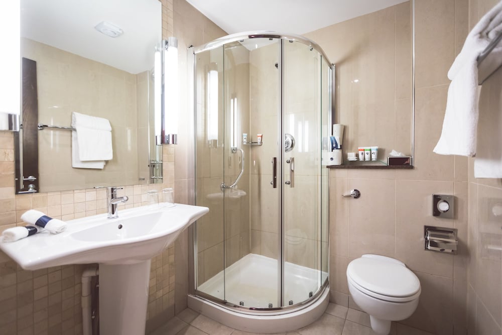 Redcastle Hotel 49/50
