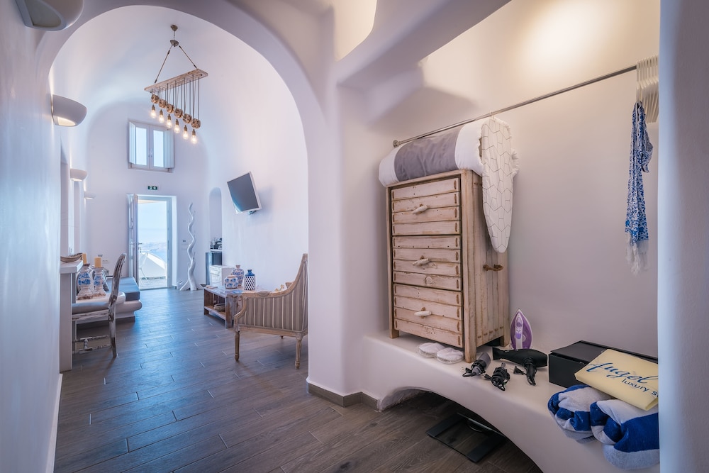Angel Luxury Suites 22/46