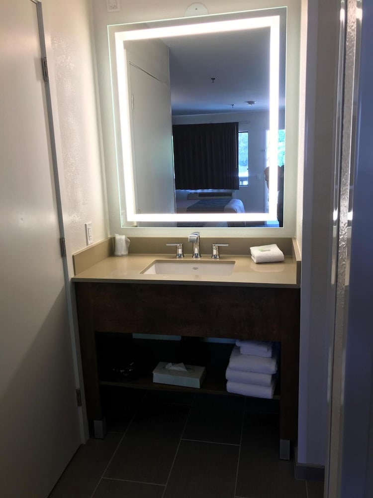 Good Nite Inn Camarillo 37/40