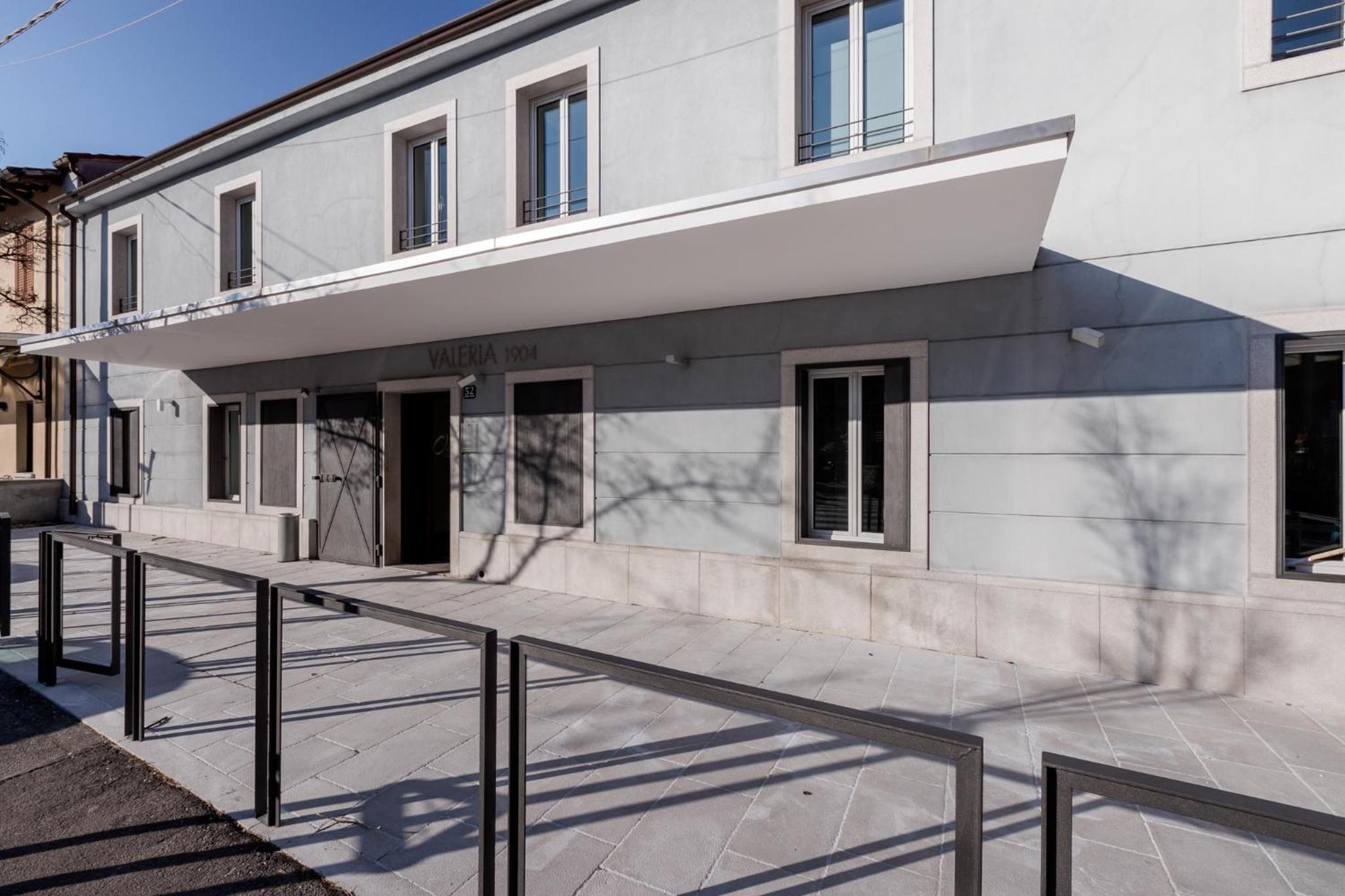 Hotel Valeria 37/46