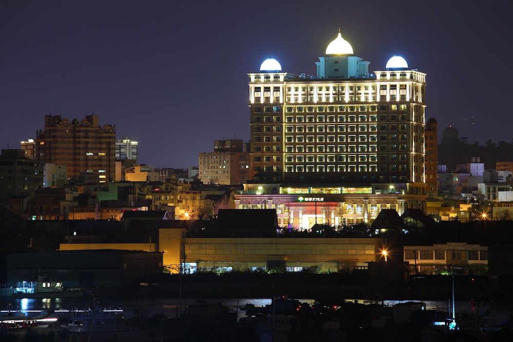 FULLON HOTEL HUALIEN 3/50