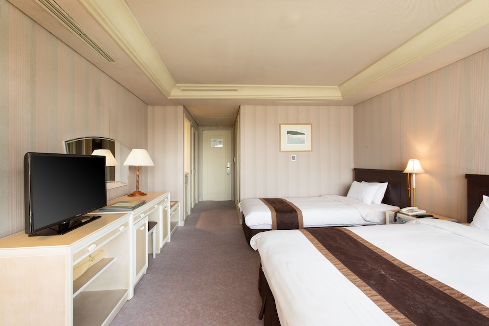 Libero Hotel 32/57
