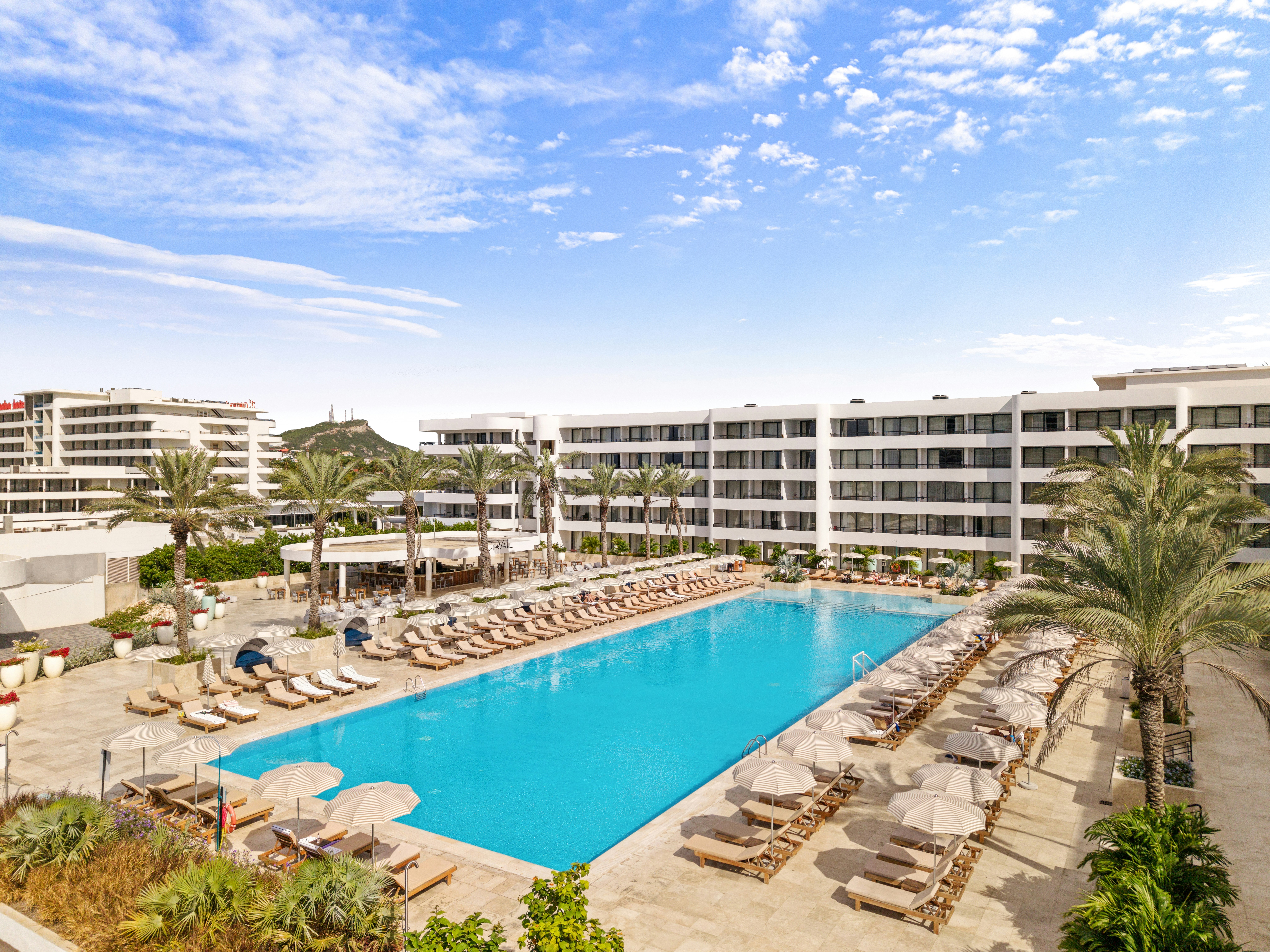 The Rif at Mangrove Beach Corendon Curacao All-Inclusive, Curio by Hilton 4/76
