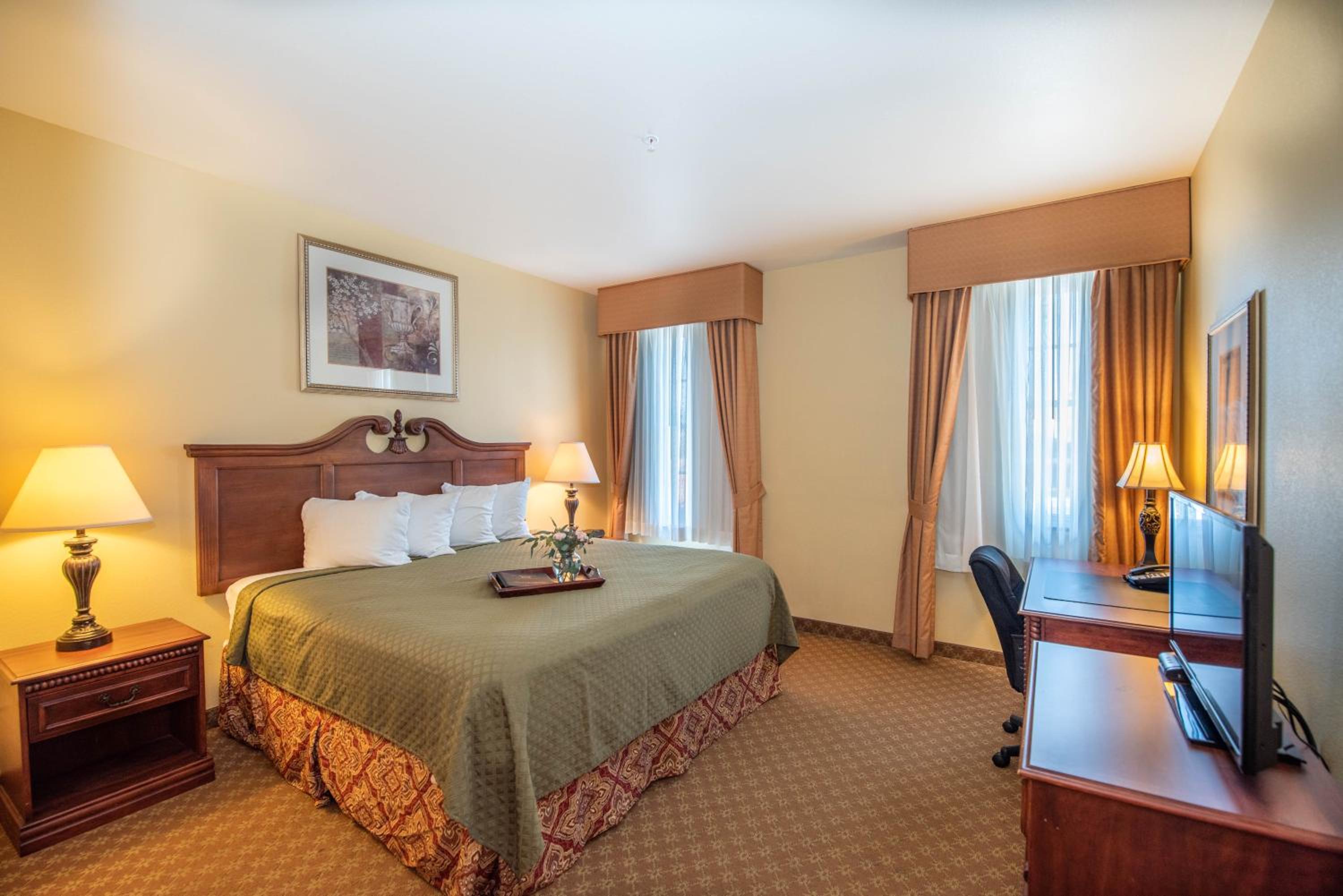 Historical, Deluxe, King Bed, with View