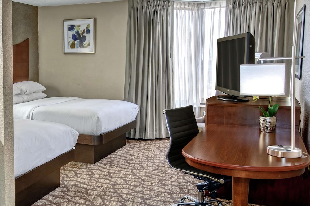 Doubletree By Hilton Hotel Jackson 22/53