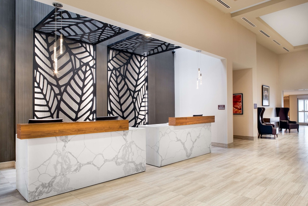 Doubletree by Hilton Toronto Airport 5/47