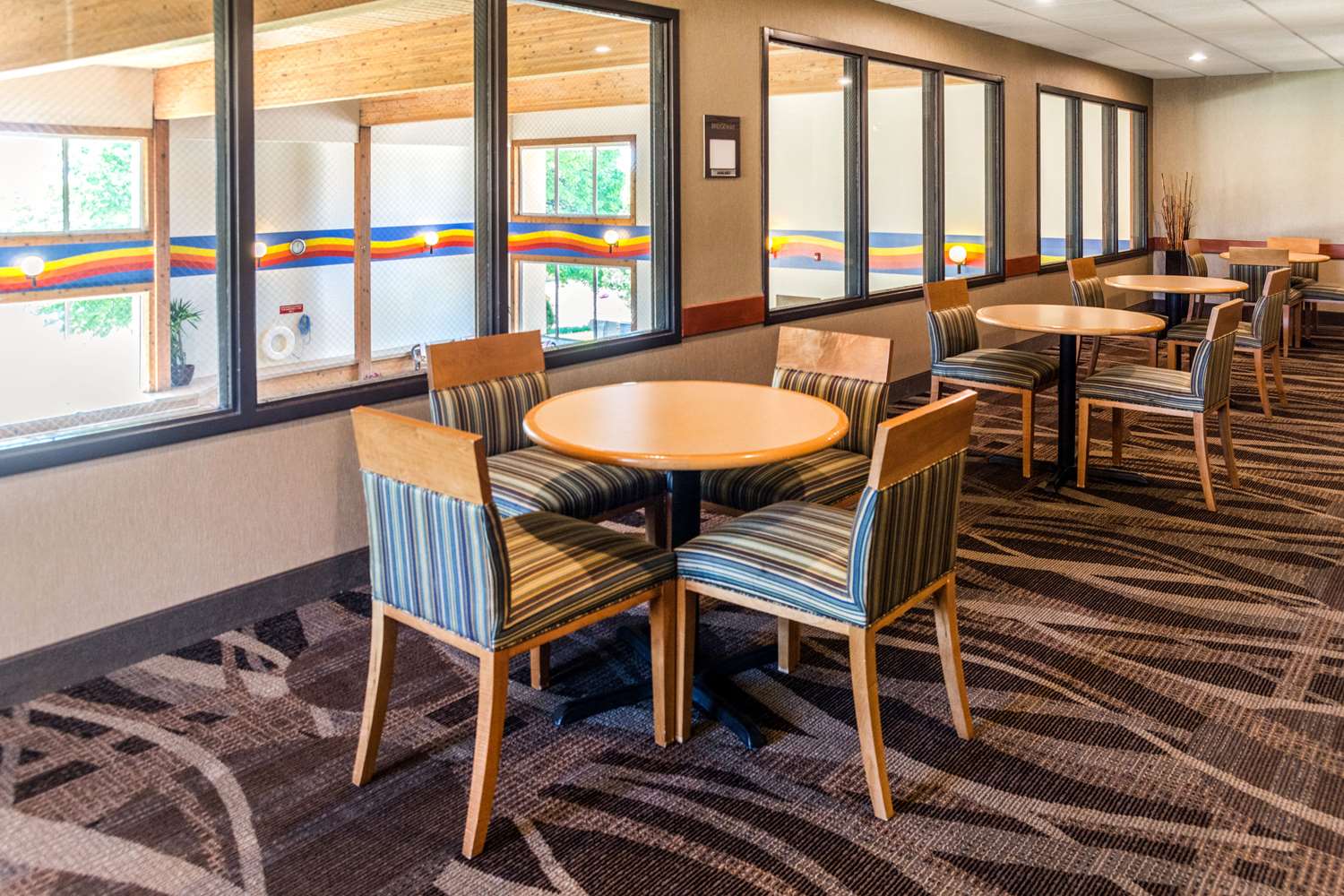 restaurant cafeteria