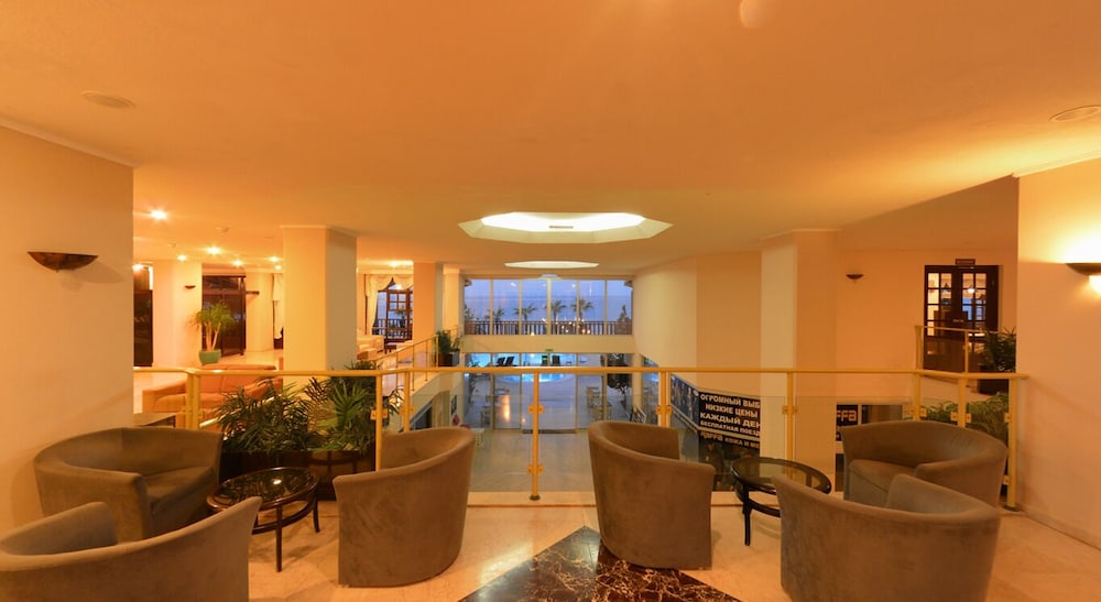 Anitas Beach Hotel 21/32