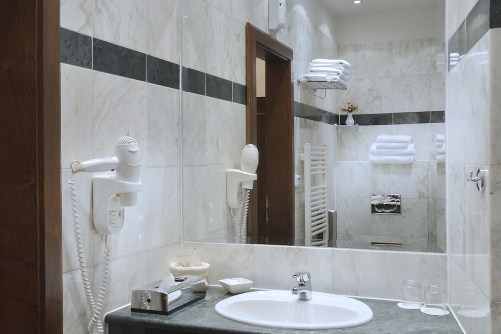 Grand Hotel Praha 79/79