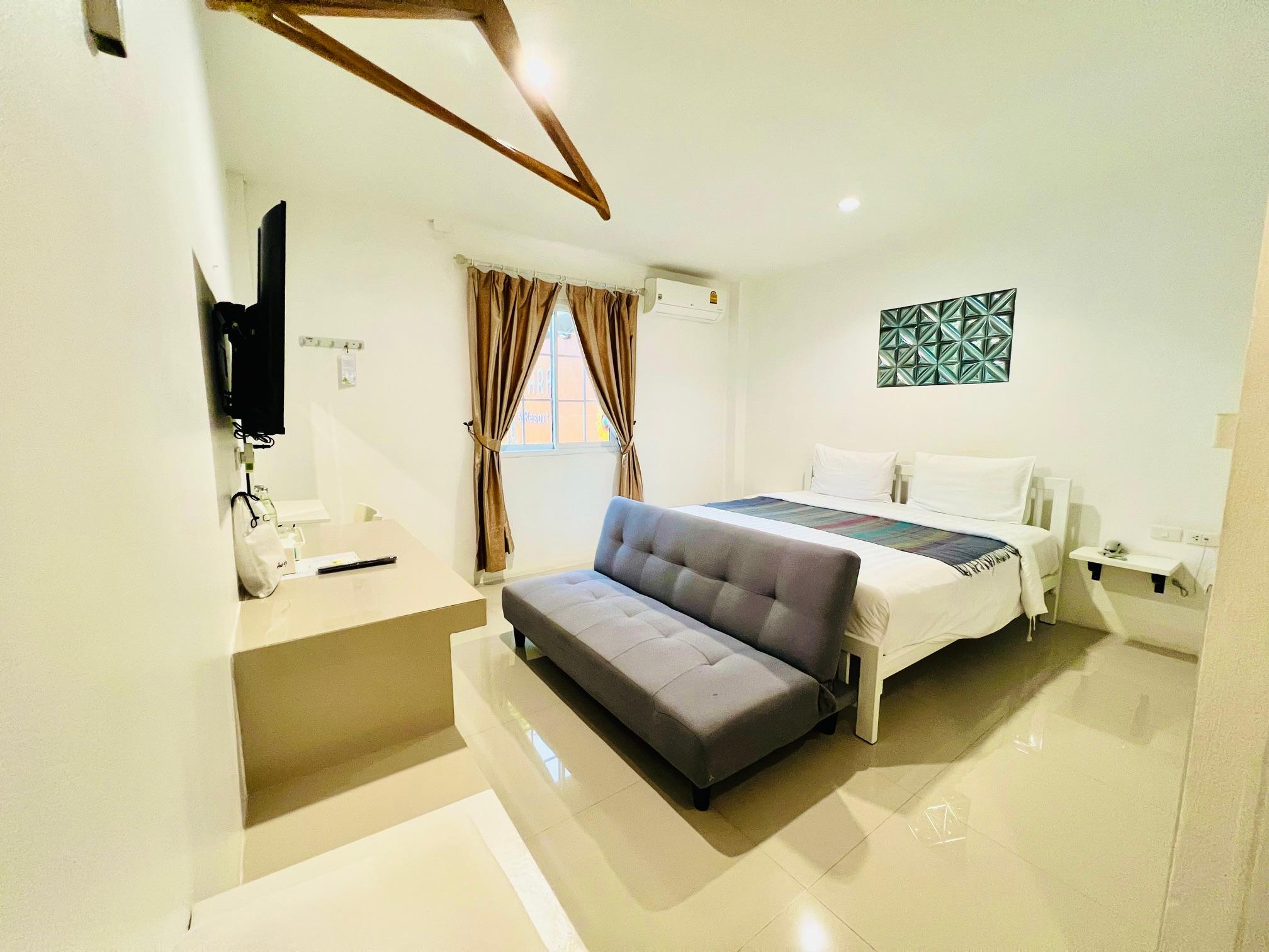 Smart, Deluxe, King Bed