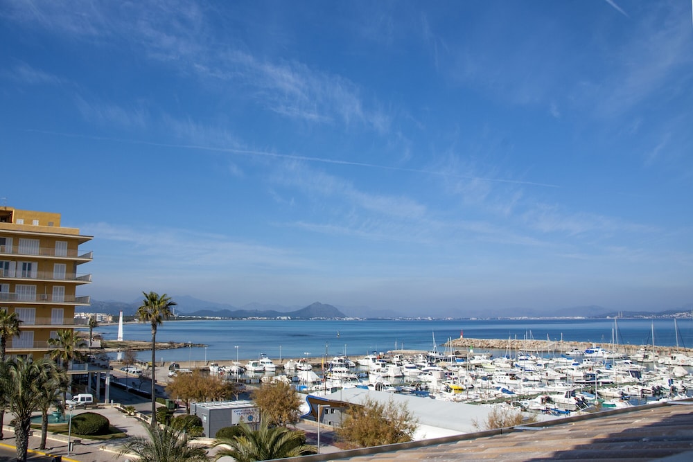 Llaut Boutique Hotel 40/50