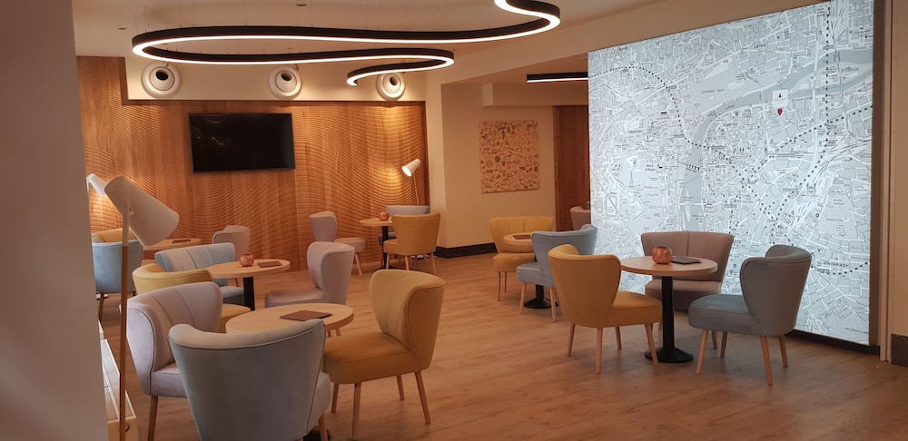 Hotel Clement 40/50