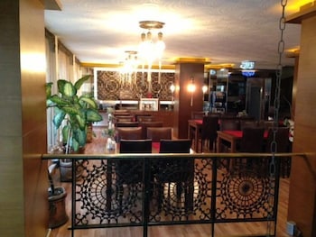 Maya Hotel 34/37