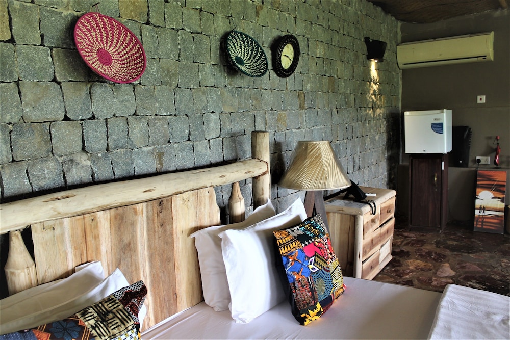 WAG HILL LODGE AND SPA 42/81