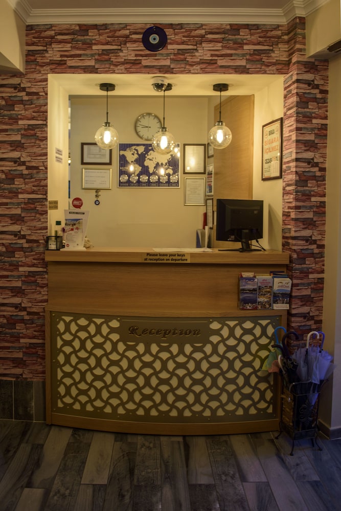 TAYA HATUN HOTEL 9/62