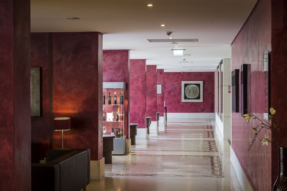 VILA GALE CASCAIS 6/50