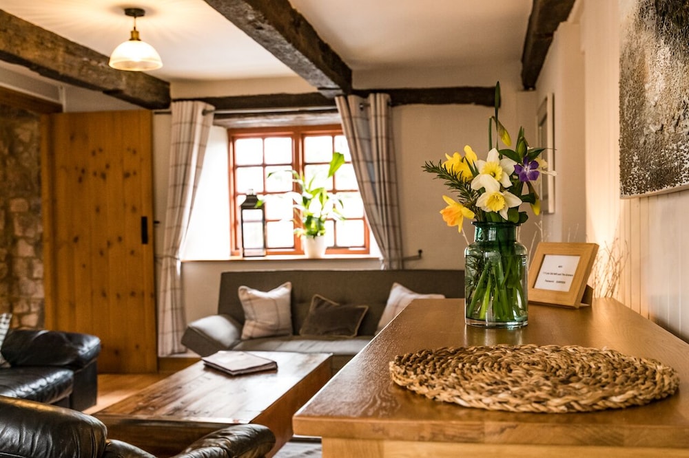 Somerset Country Escape 35/50