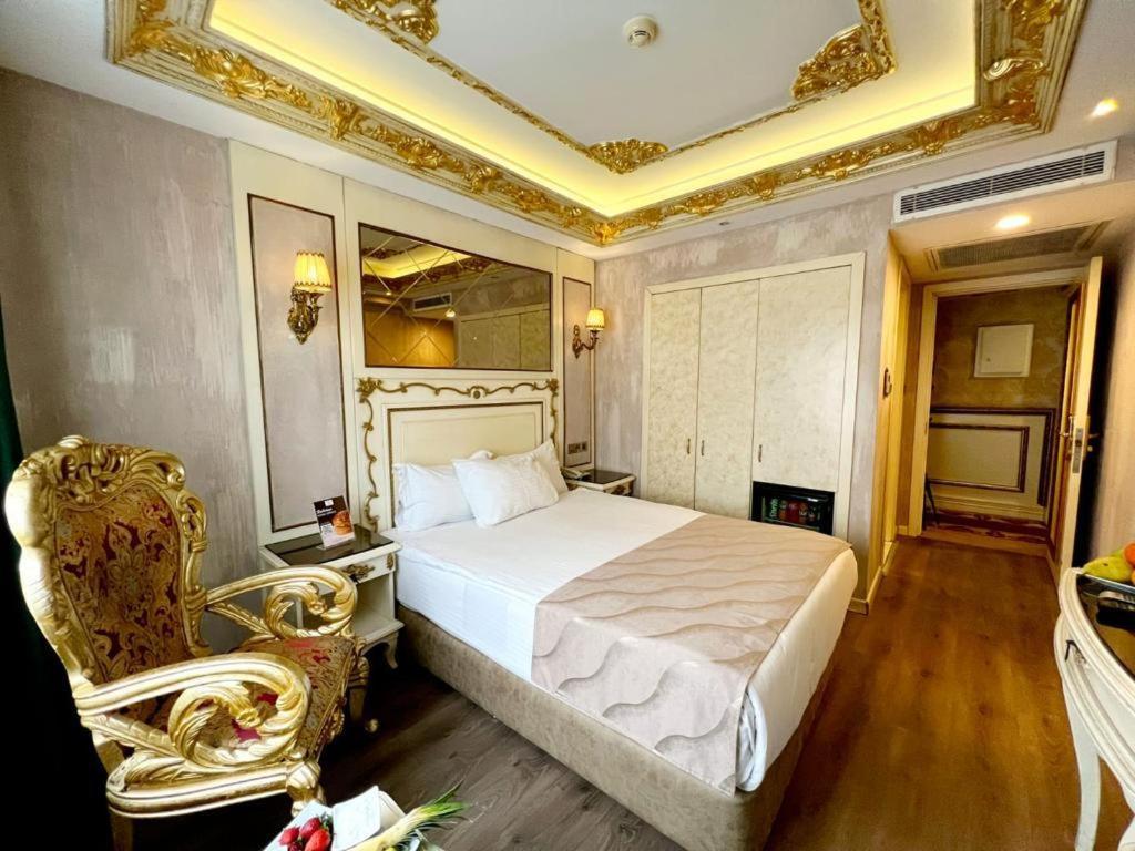 Standard, Double Bed