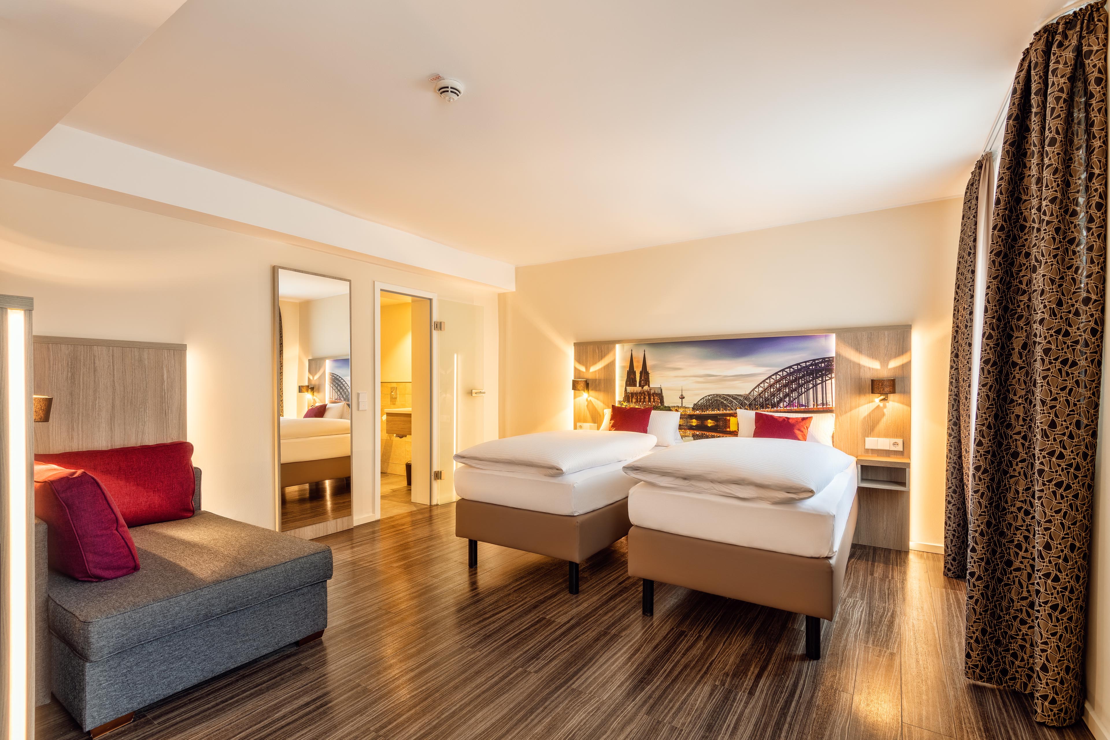 Superior, Twin Beds