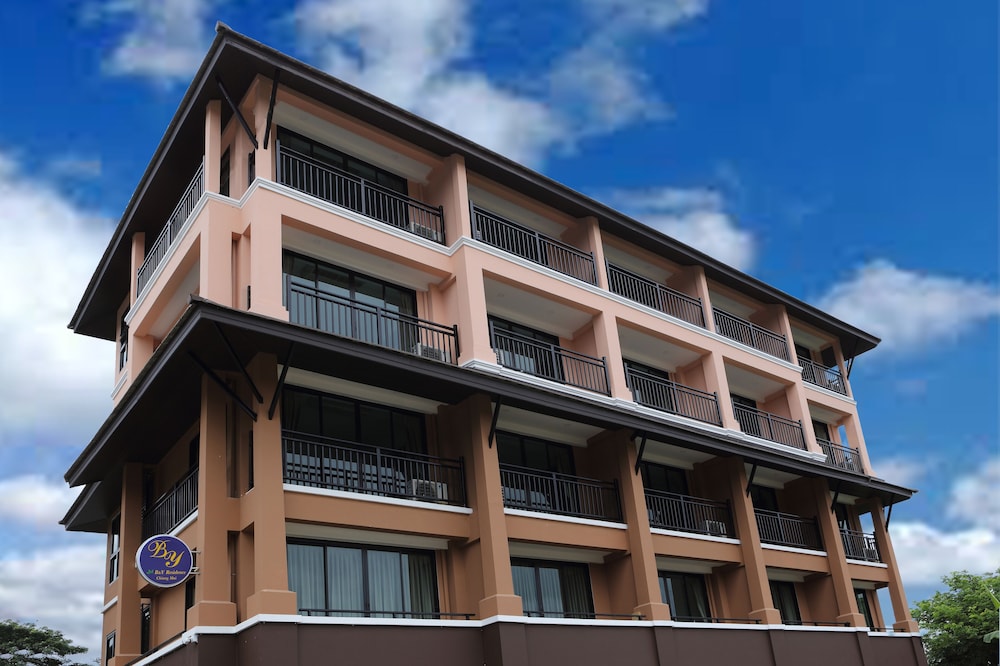 B&Y Residence 3/24