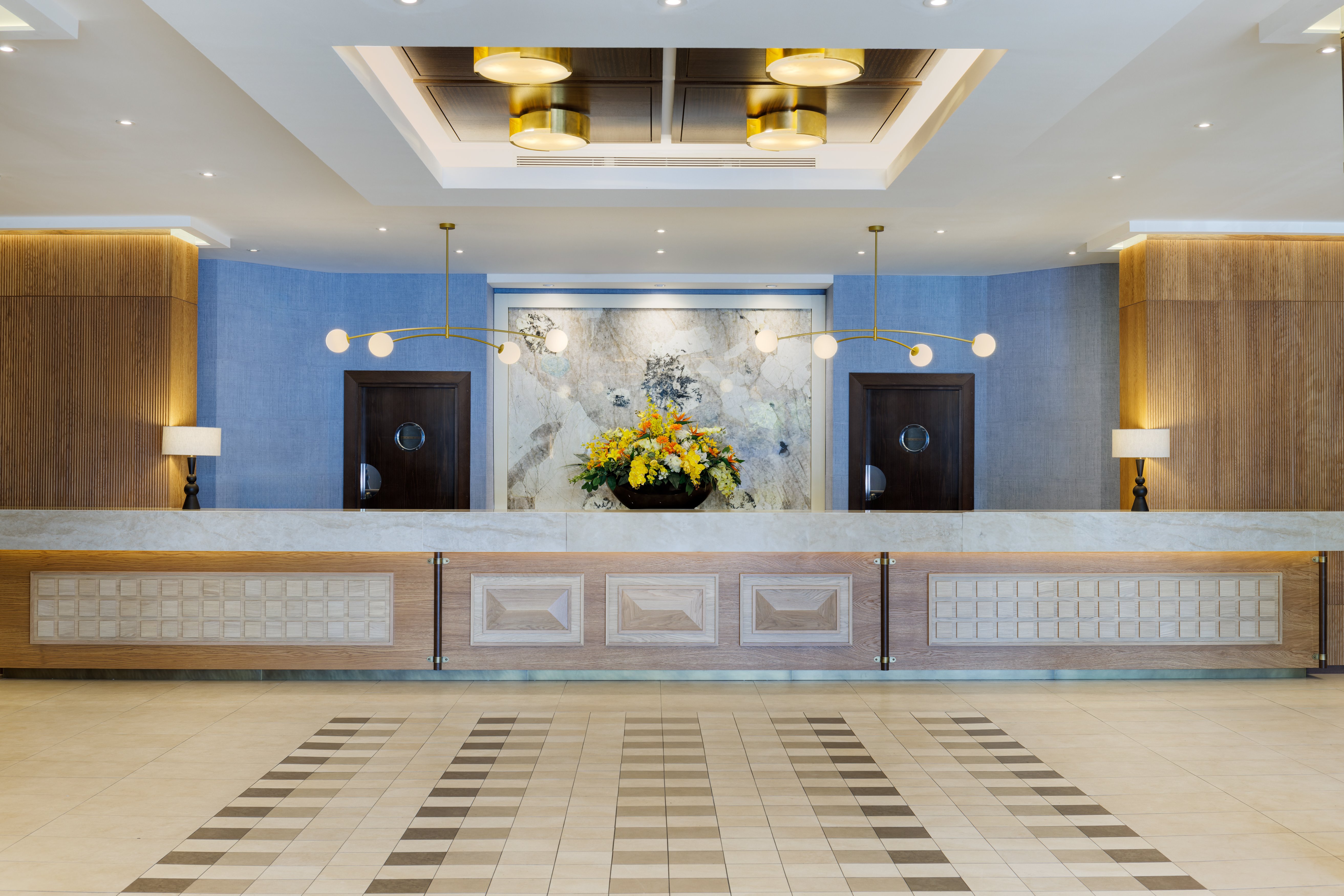 Crowne Plaza London Gatwick Airport 8/83