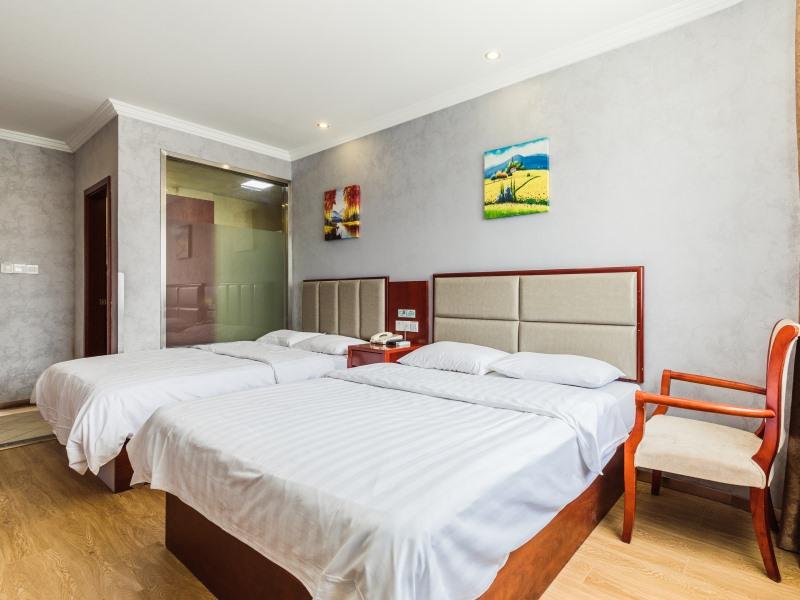 GreenTree Inn Shanghai Huinan Jinghai Road Express Hotel 33/48