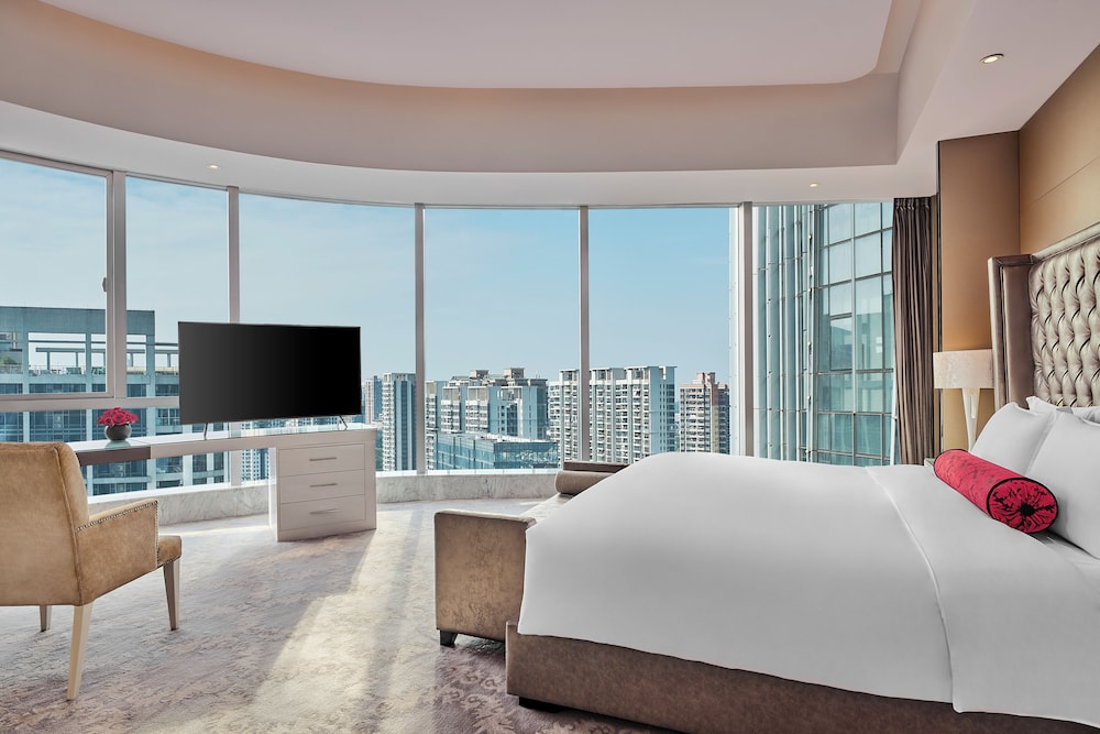 Opera, Suite, King Bed