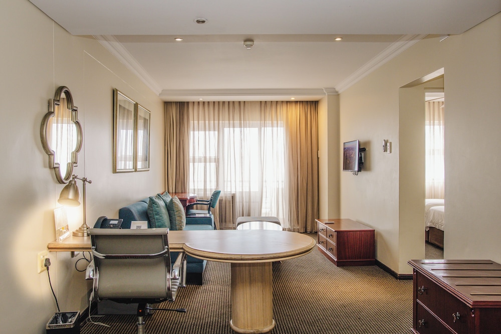 Premier Hotel Regent East London 39/59