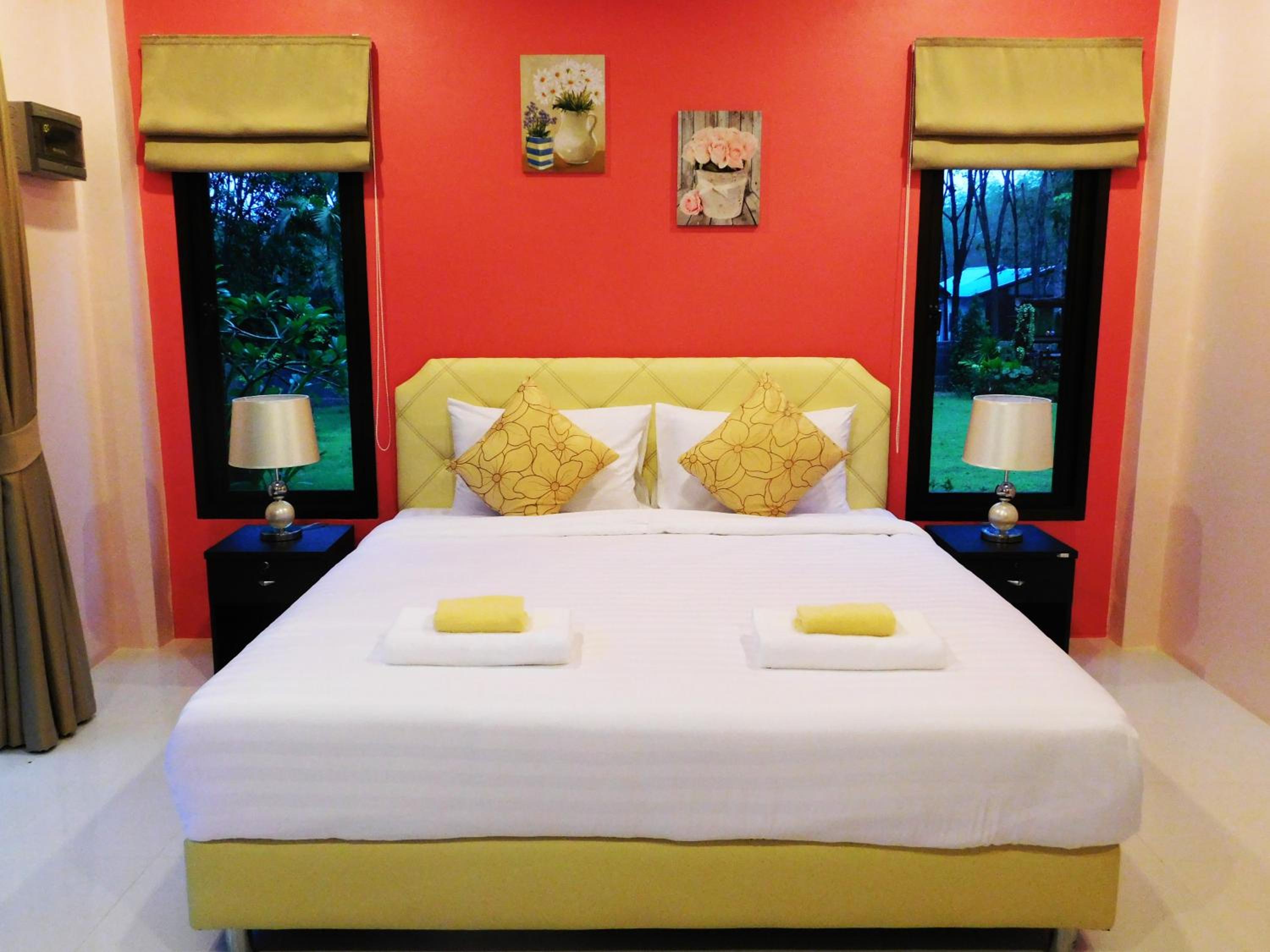 Phuket Sirinapha Resort 16/50