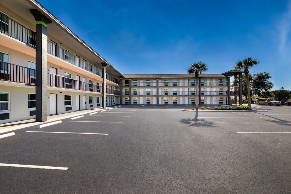 SureStay Hotel by Best Western Clermont Theme Park West 46/50