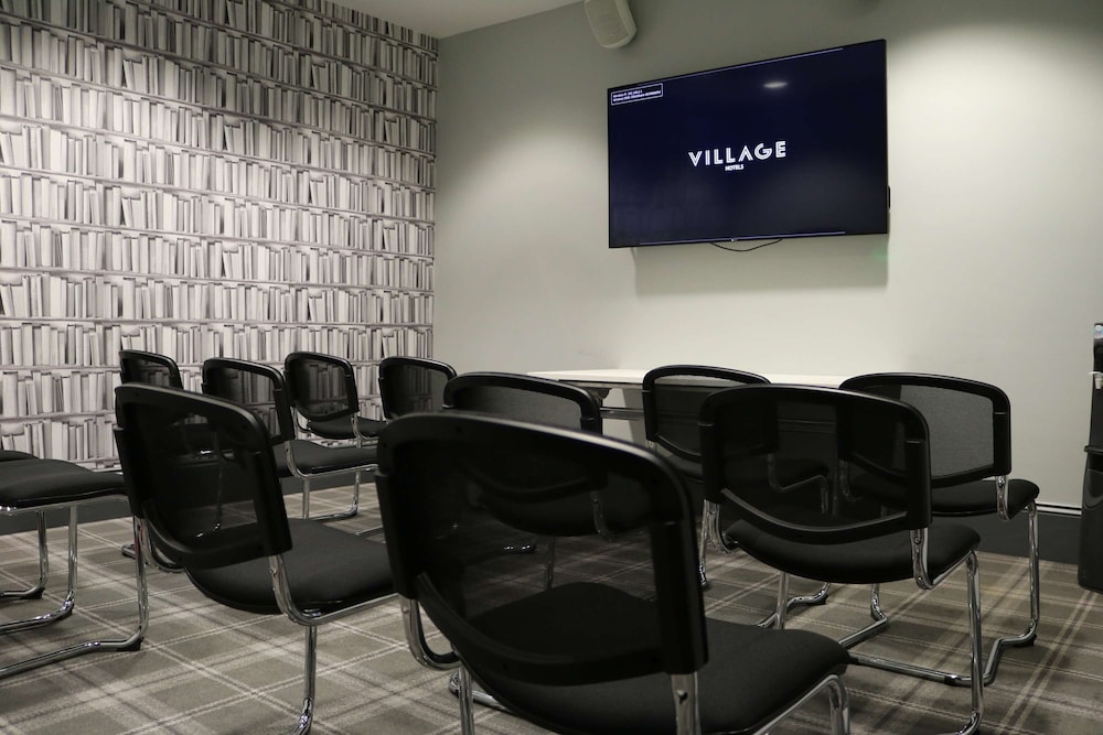 Village Hotel Solihull 53/64