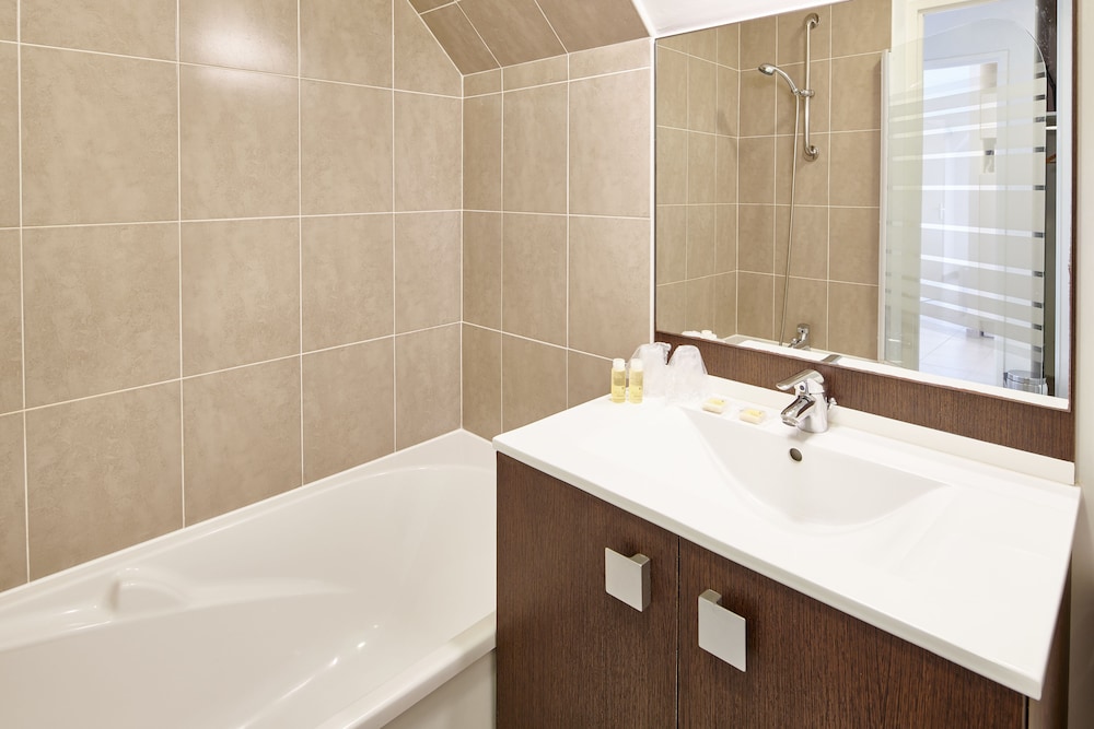 Residence Les Jardins D Arvor 45/47