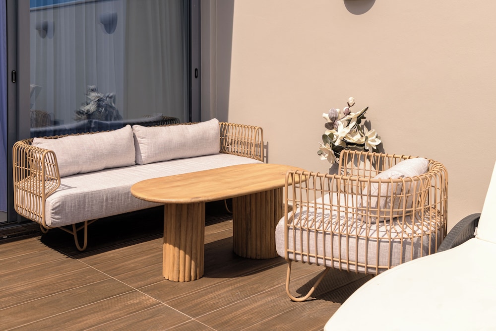 Pearl Luxury Living 25/38
