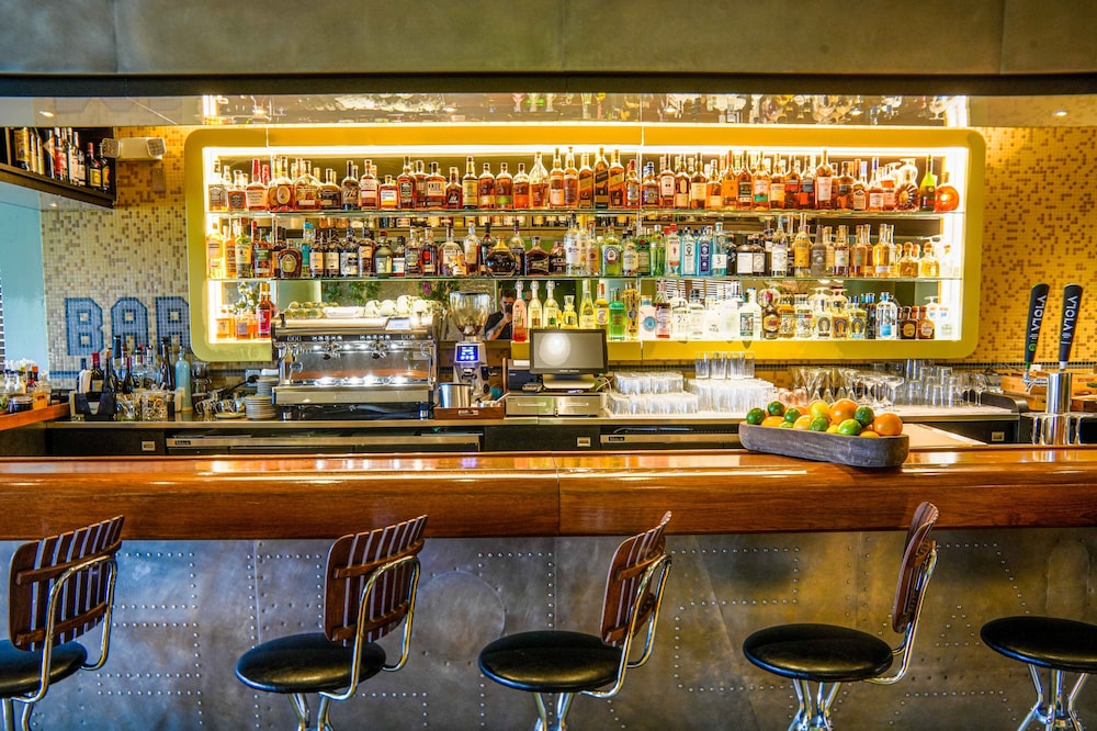 Pelican Hotel 39/56