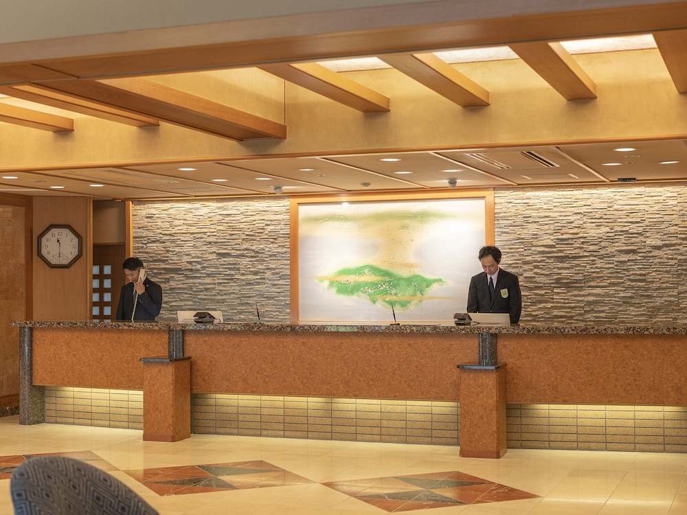 Hanabishi Hotel 9/70