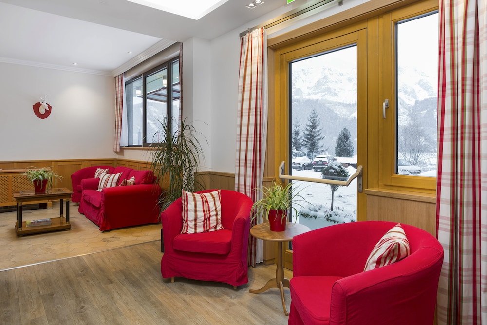 Alpine Club Resort 56/78