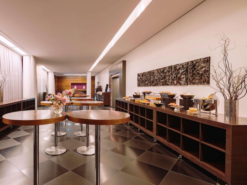 Movenpick Hotel Stuttgart Airport 30/50
