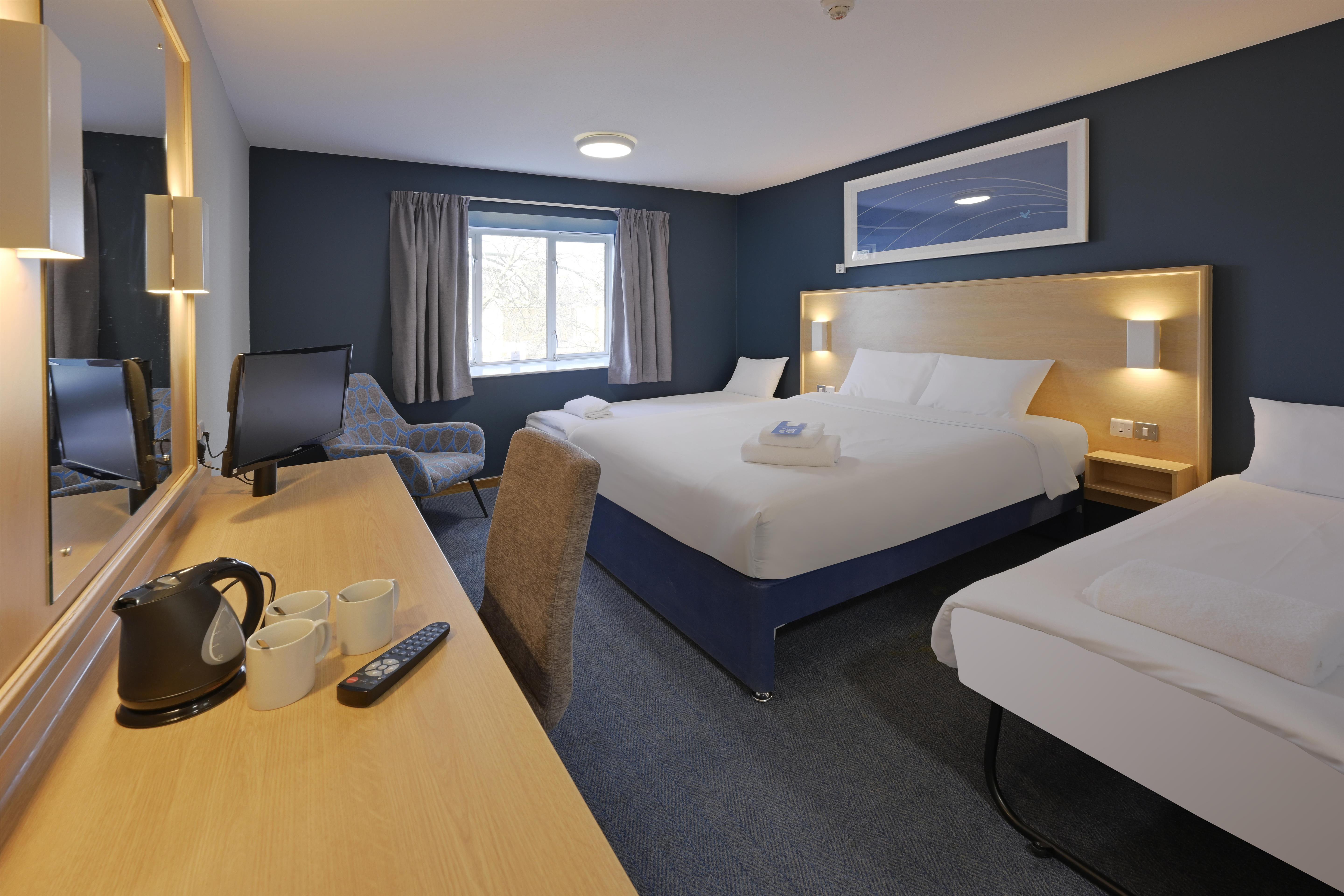 Travelodge Staines 8/30