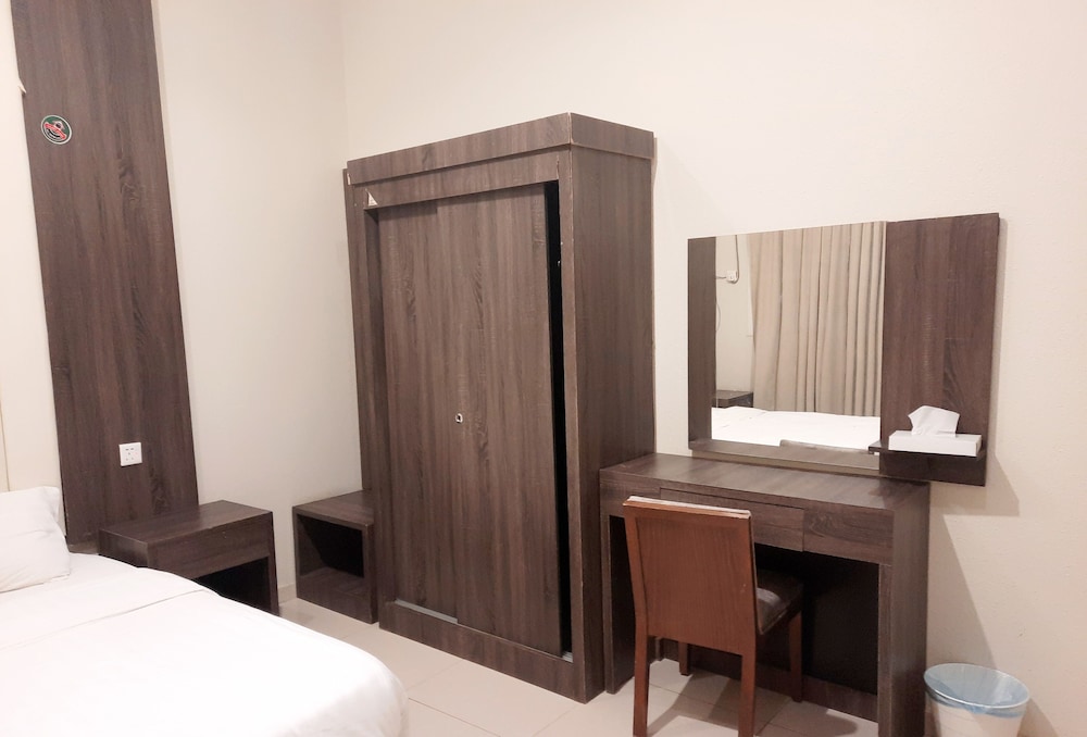 جولدن أبها المضياف(Abha Al-Mudiyaf Al-Thahabiya Serviced Apartments) 19/25