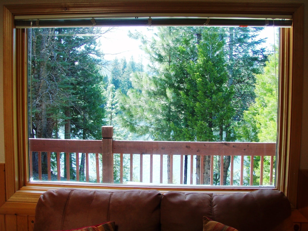 Mount Shasta Resort 16/63
