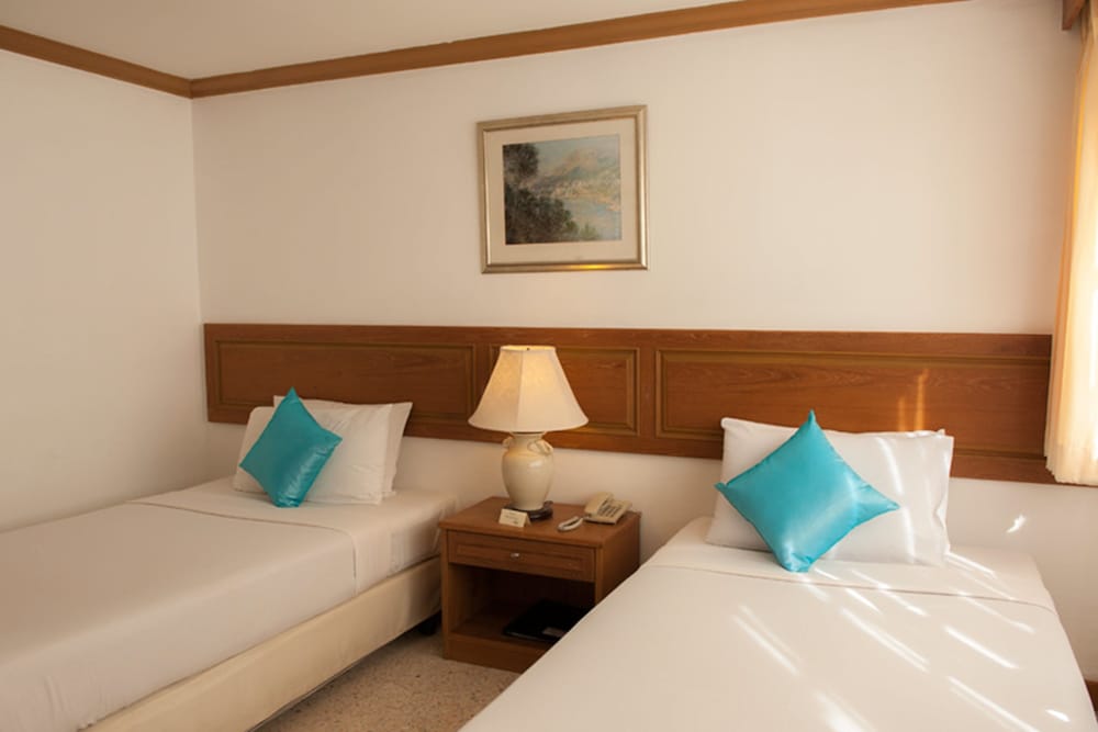 STANDARD, DOUBLE BED