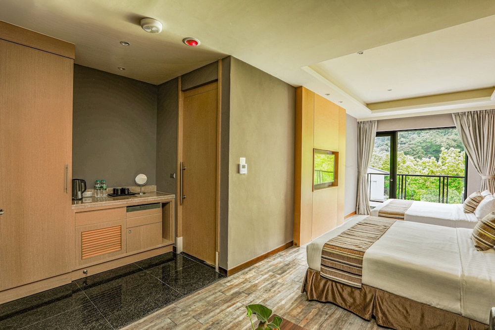 Sunrise Hot Spring Hotel 19/50