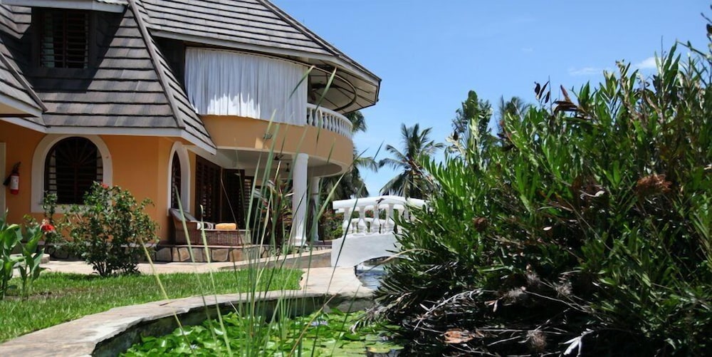 Sunset Villa Diani 36/50